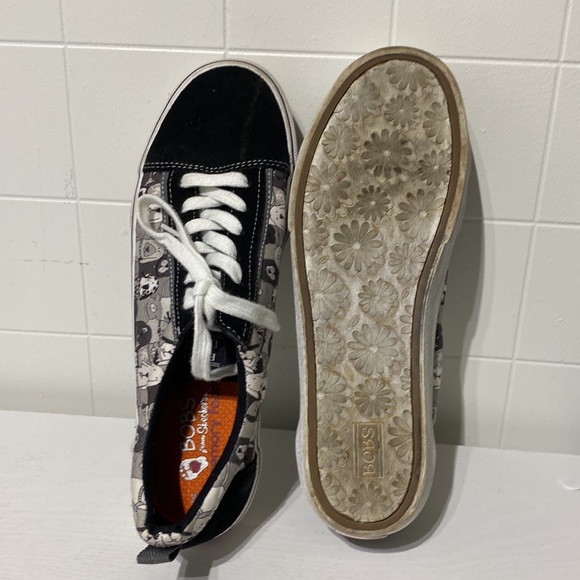 BOBS Skechers Women's 9.5 Marley Party Favor Lace Up Sneaker Dog Lover Shoes - Picture 7 of 7